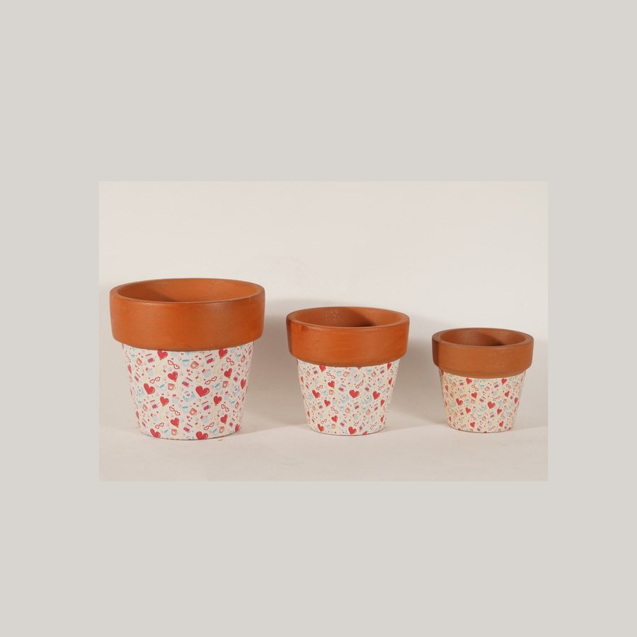 Hearts Planter — Terracotta · natural, hand-painted · colour / pattern · tray optional