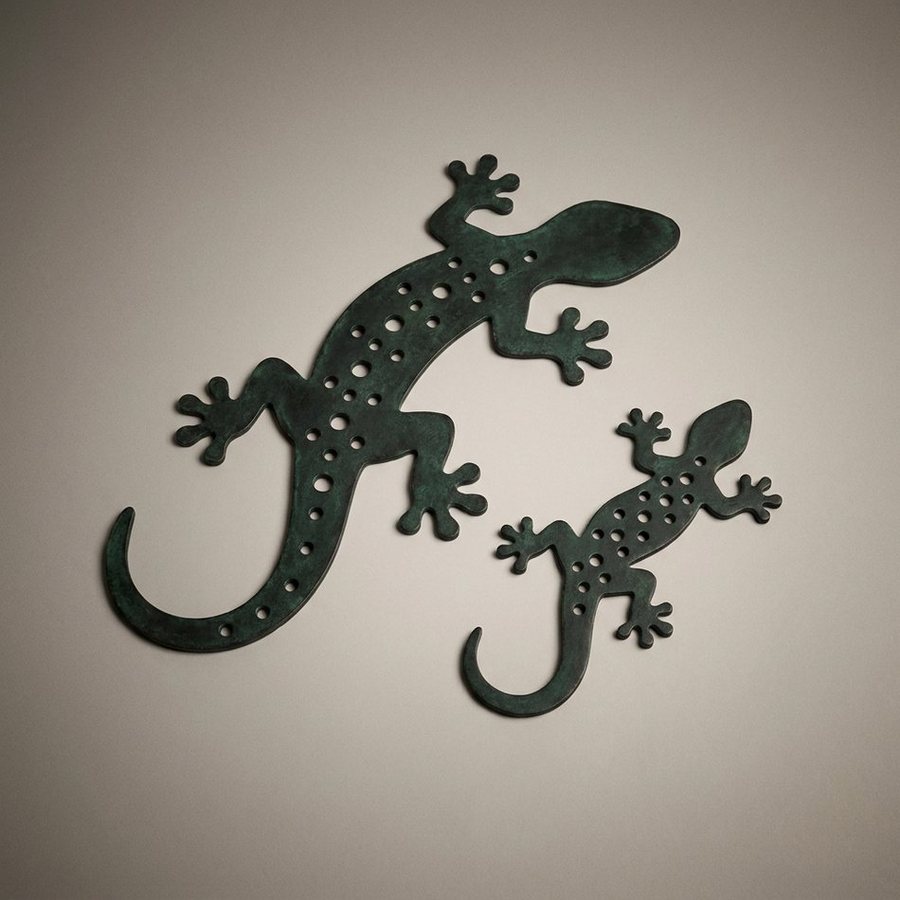 Gecko Wall Accents, Set of 2 — Pierced aluminium sheet · Verdigris