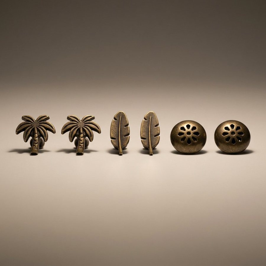 Jungle Knobs, Set of 6 — Brass · Antique Brass